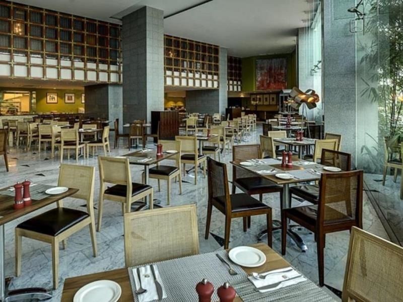 Ramada Plaza Kuala Lumpur Bagian luar foto